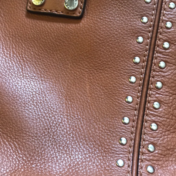 Handbag - Picture 11 of 15